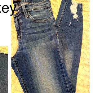 Flying Monkey Ankle Skinny